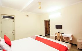 Super Hotel O Kingston Residency